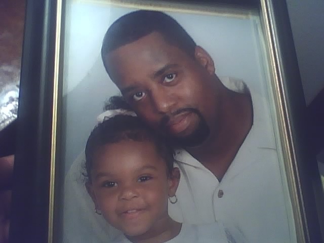 Date this georgeous United States man Ouzonero from KANSAS CITY US1985