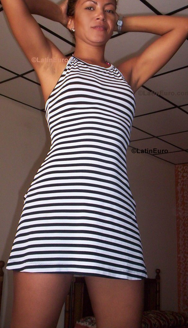 Date this hot Colombia girl Brigida from Santa Marta CO650