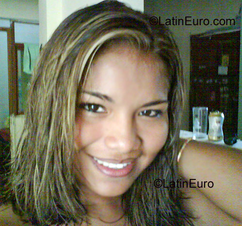 Date this charming Peru girl Anngie Vanessa from Tumbes PE81