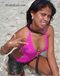 pretty Colombia girl Diana Carolina from San Andres CO674