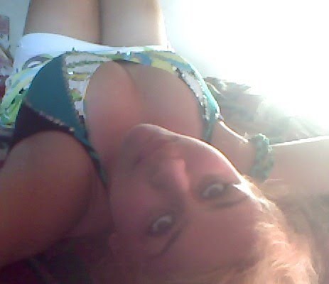 Date this voluptuous Brazil girl Anna from Campinas BR970