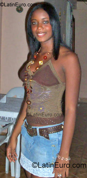 Date this hard body Colombia girl Valentina from Medellin CO697