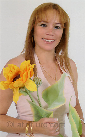 Date this young Peru girl Cecilia Mercedes from Lima PE89