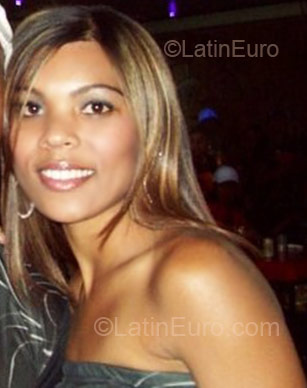 Date this passionate Brazil girl Flavia Gabriella from Belo Horizonte BR1187