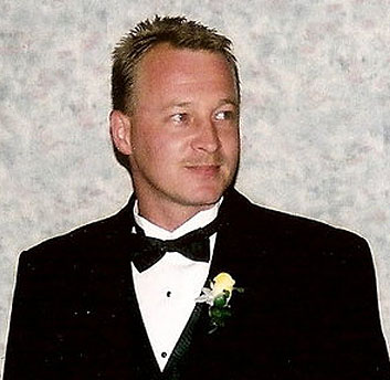 Date this exotic United States man Mnmade from Dawson US2700