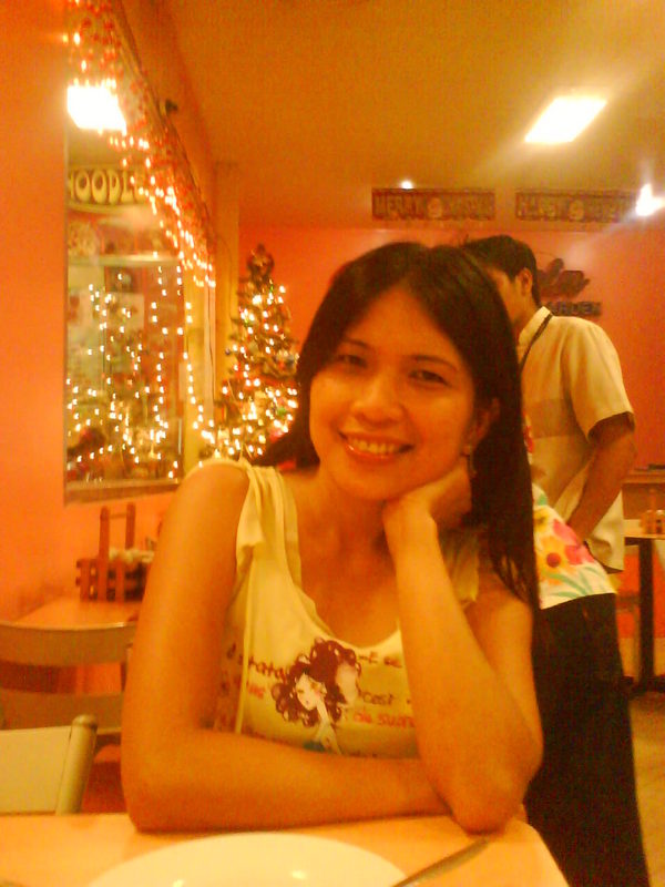 Date this hot Philippines girl Celeste from Davao City PH49