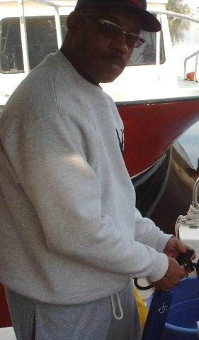 Date this hard body United States man Darkvader from Bronx US2828