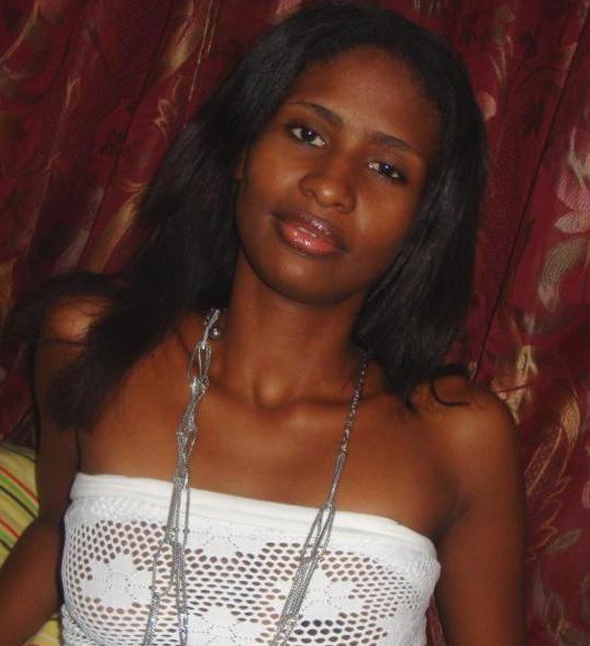 Date this tall Colombia girl Heidy from Colombia CO985