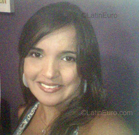 Date this voluptuous Brazil girl Fernanda from Rio de Janeiro BR1262