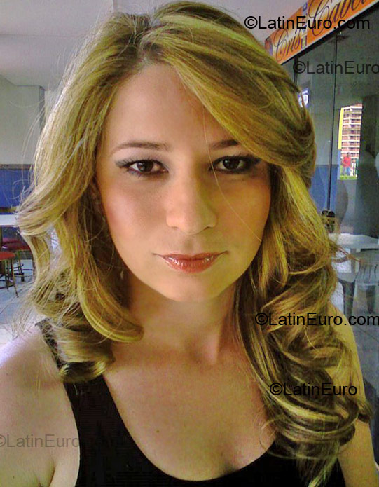 Date this delightful Brazil girl Daniela from Ceilandia BR1293