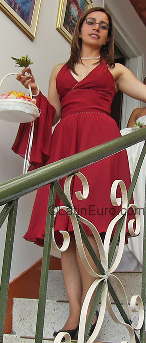 Date this pretty Colombia girl Patricia from Bogota CO1068