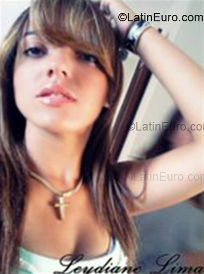 Date this funny Brazil girl Leydiane from Maceio BR1368