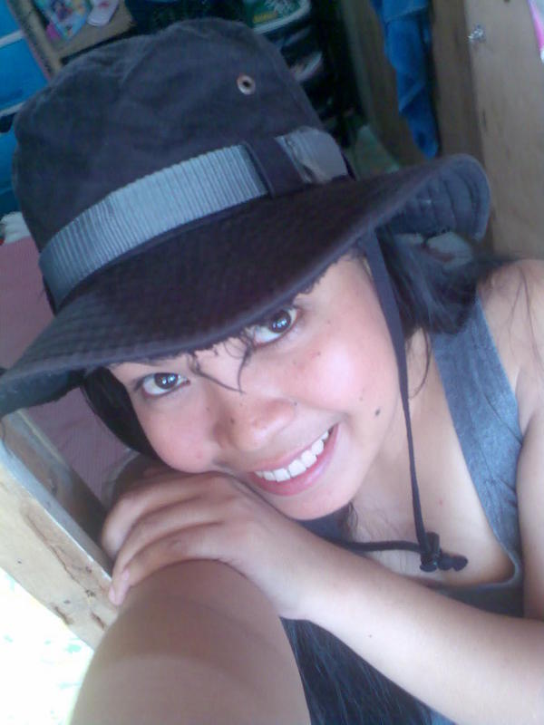 Date this beautiful Philippines girl Maricar from Iloilo PH145