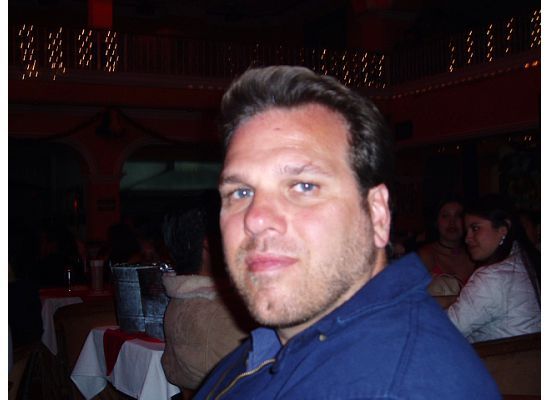 Date this gorgeous United States man James from Chicago US3197