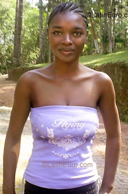 Date this passionate Brazil girl Tamires from Sao Paulo BR1433