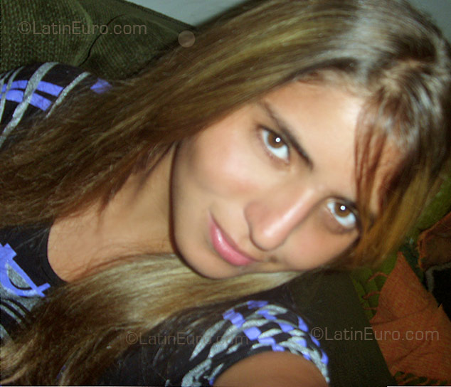 Date this hot Brazil girl Danieli from Fatima Do Sul BR1446