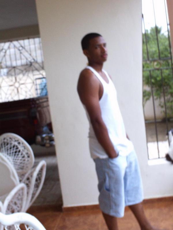 Date this passionate Dominican Republic man Dewin from Santo Domingo DO1287
