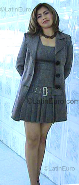 Date this attractive Colombia girl Angie Julieth from Bogota CO1241