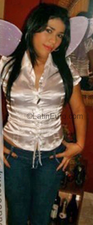 Date this athletic Colombia girl Norida from Colombia CO1310