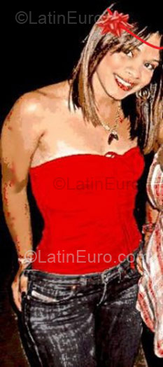 Date this fun Colombia girl Loraine from Barranquilla CO1322