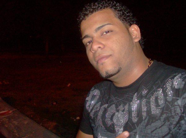 Date this sultry Dominican Republic man Yefersson from Santo Domingo D.n DO1583
