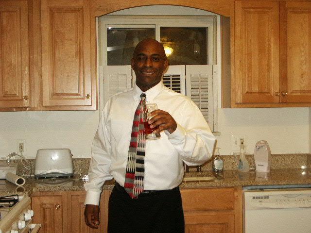 Date this athletic United States man Adam from Cleveland US3793