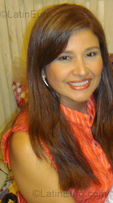 Date this athletic Colombia girl Jacqueline from Fusagasuga CO1491