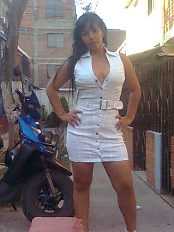 Date this stunning Colombia girl Samy29 from Cali CO1500