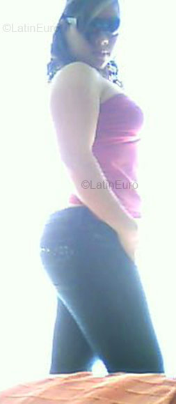 Date this young Colombia girl Francy from Tulua CO1543