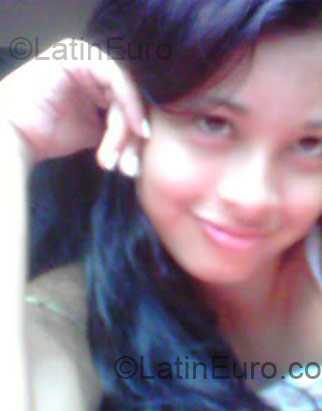 Date this charming Brazil girl Zora from Manaus BR1761