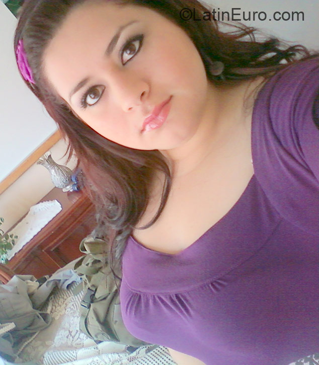 Date this hard body Colombia girl Stela from Medellin CO1593