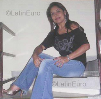 Date this nice looking Colombia girl Muy_latina from Medellin CO1682