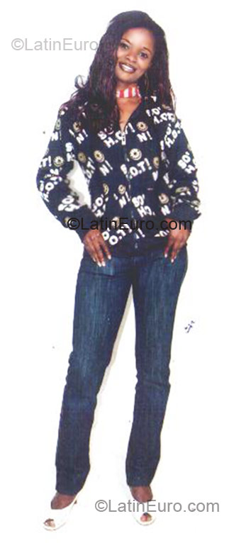 Date this delightful Cameroon girl Christine Nathalie from Mbalmayo CM37