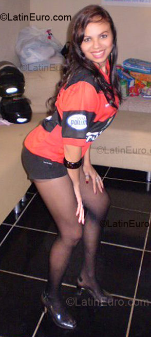 Date this hard body Brazil girl Sayure from Duque De Caxias BR1892