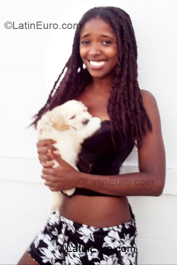 Date this beautiful Brazil girl Paula from Rio de Janeiro BR1894