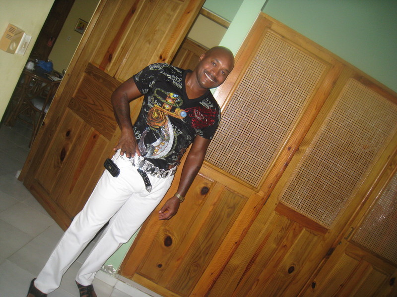 Date this nice looking United States man Chocolatethunde from newark US4520