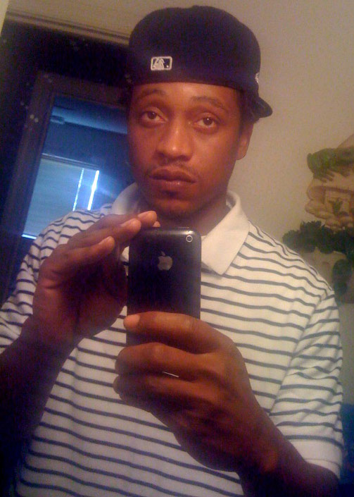 Date this charming United States man Shannon from Hammond US4568