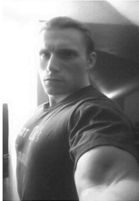 Date this nice looking United States man N80 from Cleveland US4587