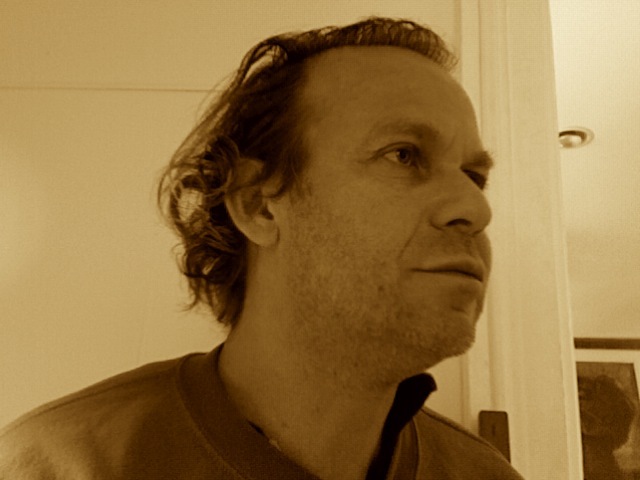 Date this exotic Dominican Republic man Simonsmart from Hallandale Beach DO2247