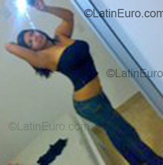 Date this good-looking Brazil girl Tatiane from Rio De Janeiro BR2078