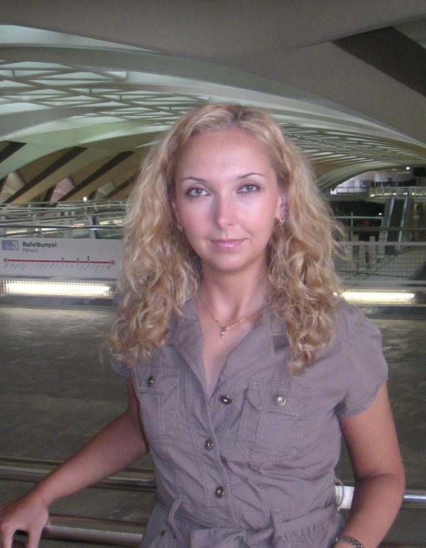 Date this funny United Kingdom girl Lacute01 from London GB286