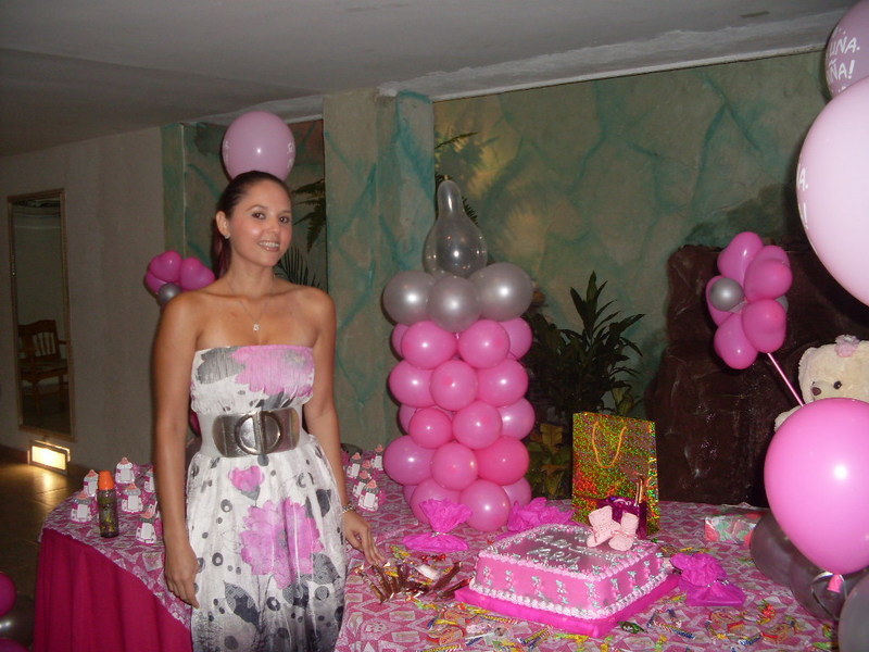 Date this hard body Colombia girl Pequea from Barranquilla CO2317