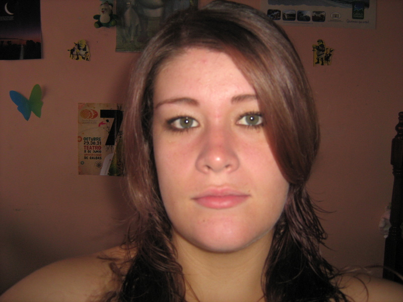 Date this foxy Colombia girl Eliza1012 from Manizales CO2397