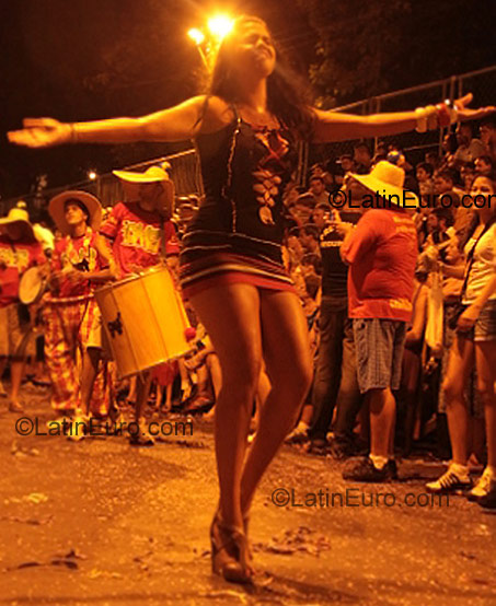 Date this foxy Brazil girl Janayna from Taquaritinga BR2174