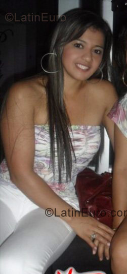 Date this fun Colombia girl Leidy Yesenia from Villavicencio CO2457
