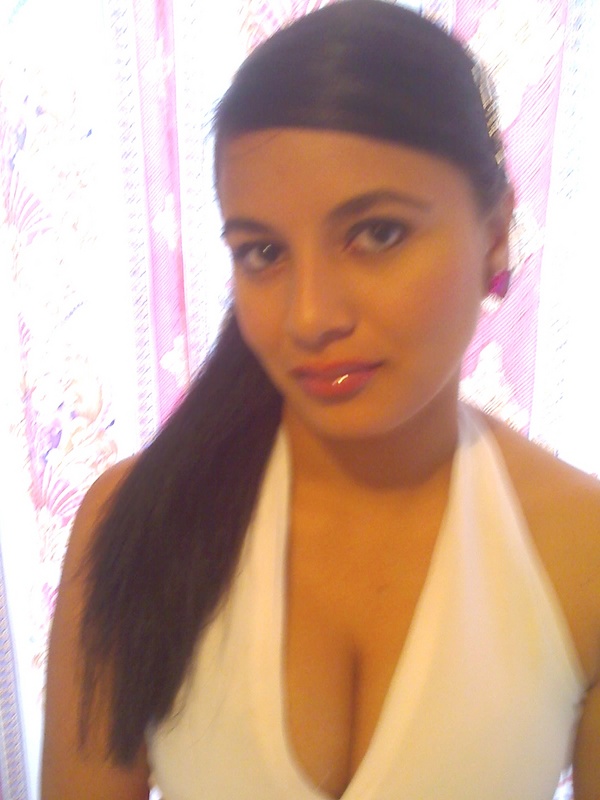 Date this hot Colombia girl Jessica from Cali CO2484