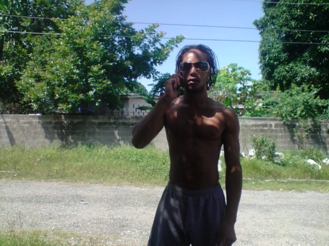 Date this young Jamaica man C.j from Kingston JM69