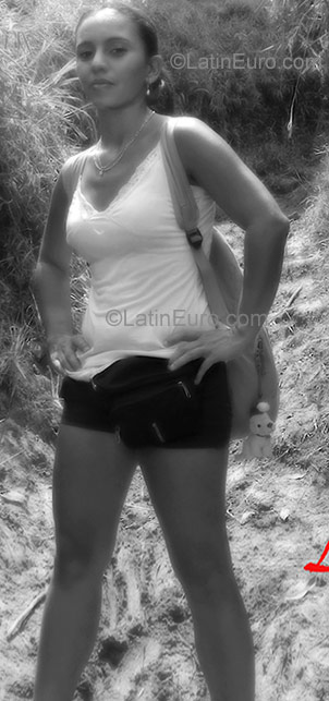 Date this stunning Colombia girl Lisseth from Dosquebradas CO2556