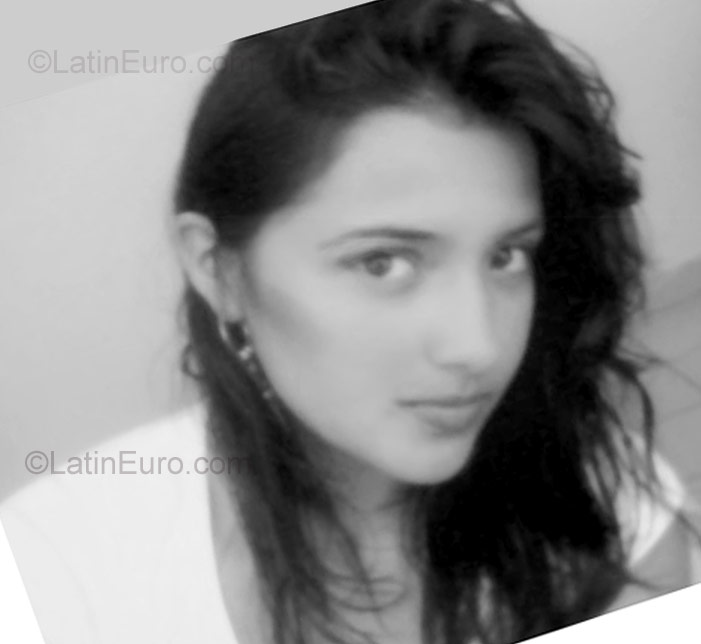 Date this georgeous Colombia girl Luisa Fernanda from Fresno CO2567