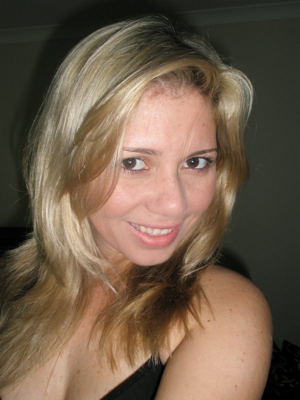 Date this tall Brazil girl Camila from Rio De Janeiro BR2204